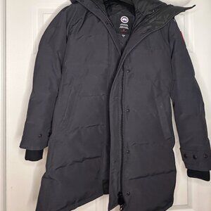 Canada Goose Shelburne Parka Fusion Fit (Like new)